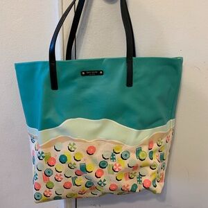 Kate Spake Summer Tote. What a fun Summer Bag